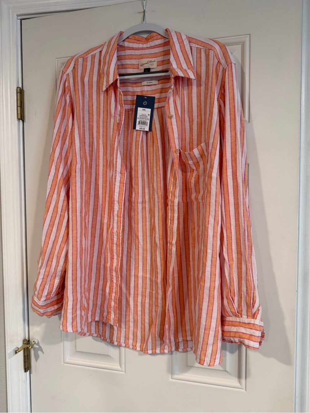 Universal Thread Orange & White Striped Men's Button-Down Shirt